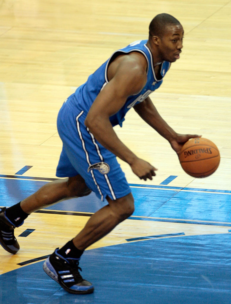 德怀特霍华德奥兰多,阿迪达斯霍华德历代篮球鞋图片