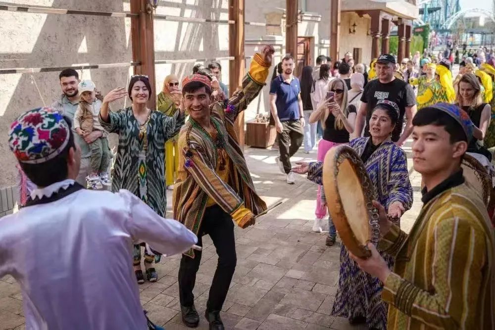 千年古都的现代魅力,国际化夜景