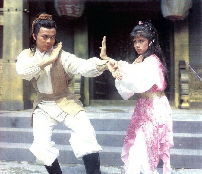 83版射雕英雄传周伯通经典片段,射雕英雄传83版经典武打片段