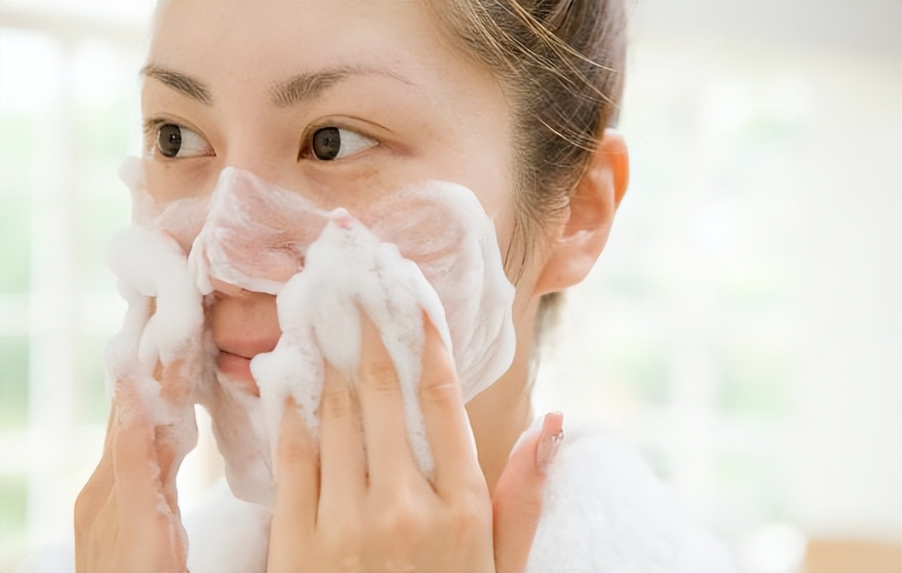 鼻子上挤出白色的是螨虫吗,怎么知道鼻子是螨虫引起的红血丝