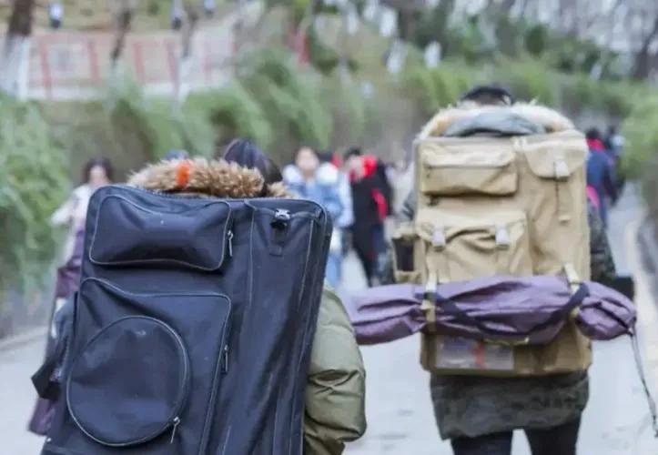 一个美术艺考生的妈妈说