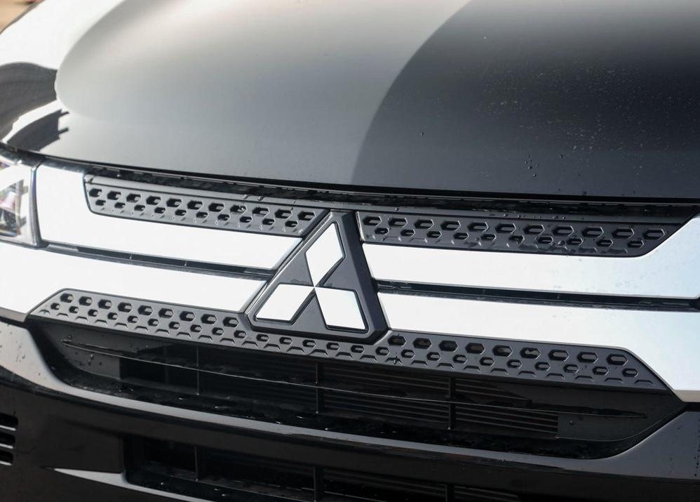 欧蓝德降价了吗,三菱欧蓝德退市后买新款还是老款