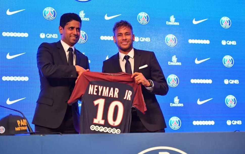 足坛史上最成功的转会第一名,足坛21世纪最成功的10大转会