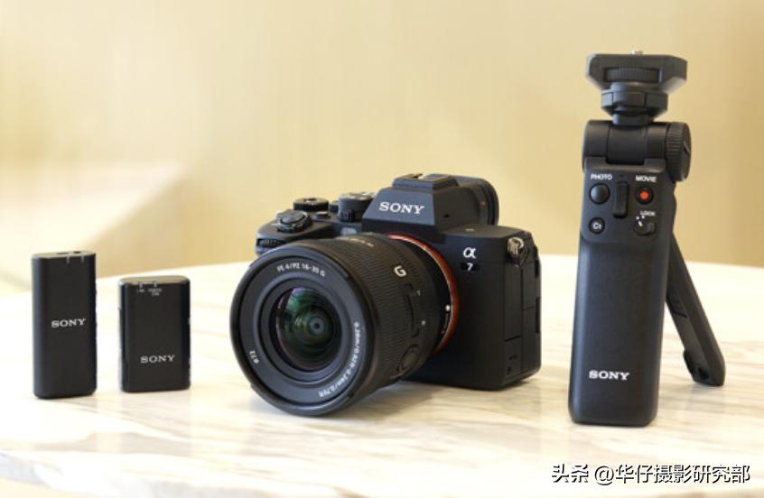 半画幅与全画幅差距实测1：索尼A6400VSA7M4硬件规格对比与分析