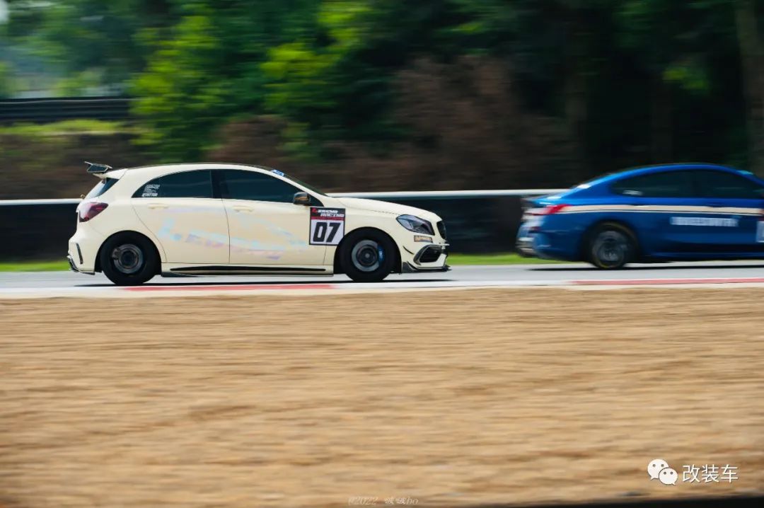 奔驰a200改装电动座椅多少钱,奔驰a200改a45