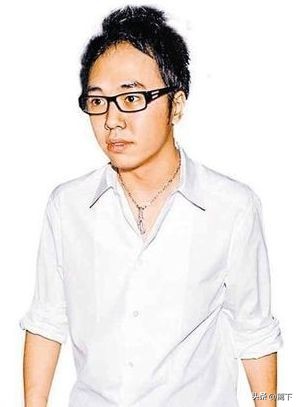 天下第一淫魔：设计玷污60位女艺人，被判入狱29年，仍飞扬跋扈