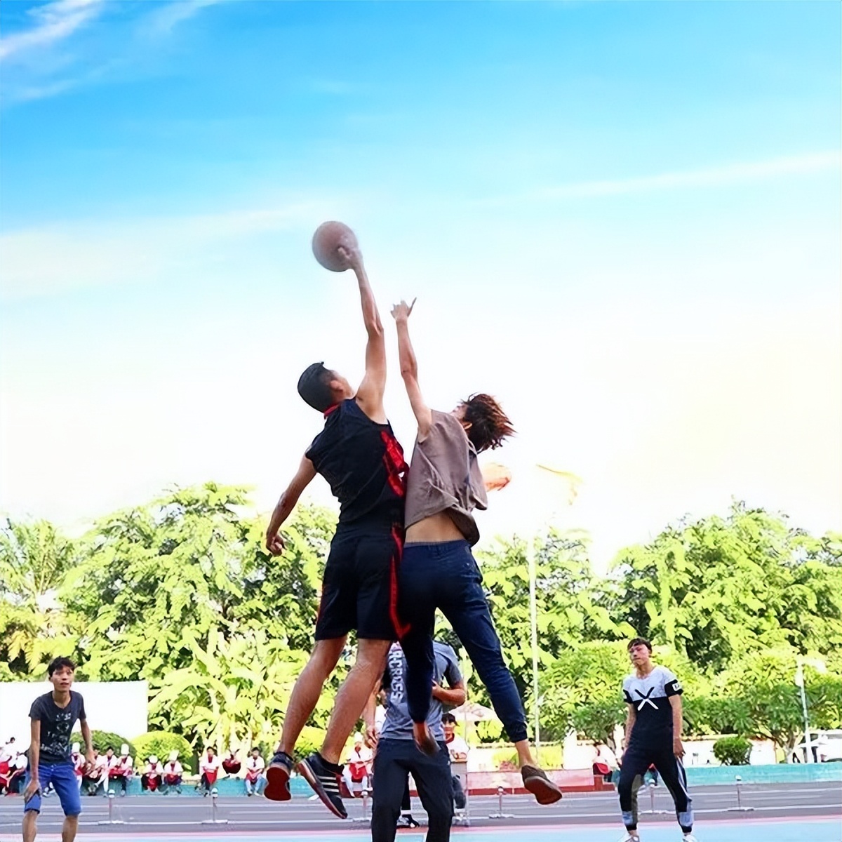 秋季报名火热进行中|十大理由告诉你,择校为什么选择海南新东方