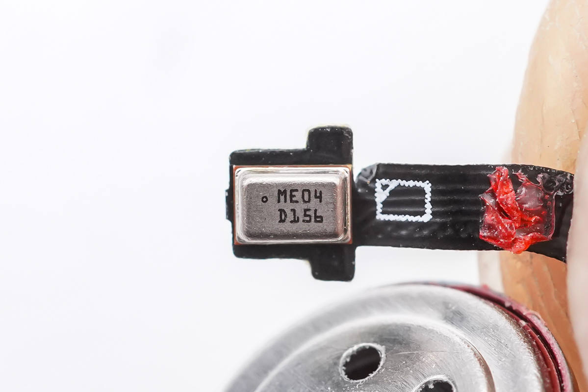 Hi-Res高解析音频认证，超长续航，FIILCCPro2真无线降噪耳机拆解