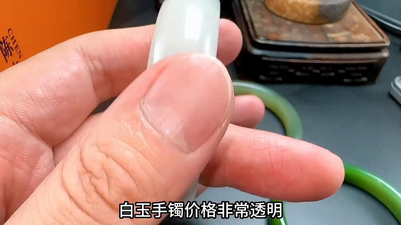 和田玉手镯俄料白玉手镯,玉手镯新疆和田玉羊脂白玉手镯