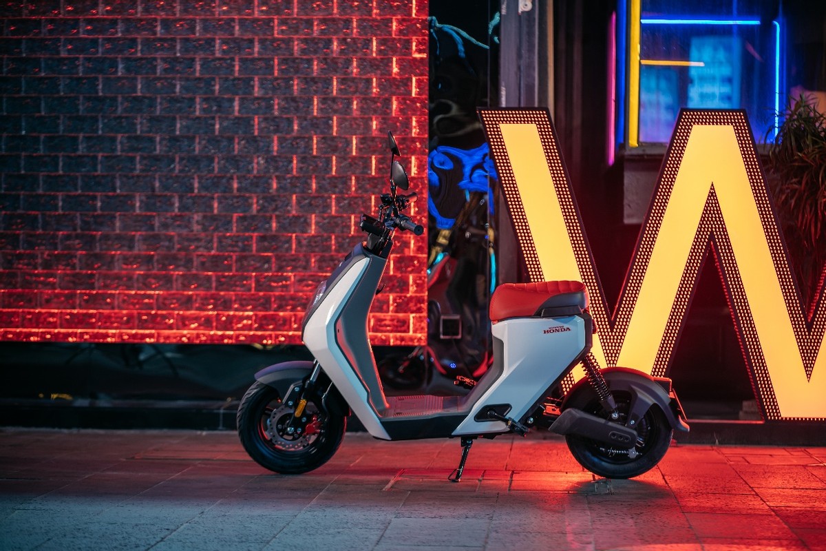 为信仰充值为梦想窒息,为信仰充值的车