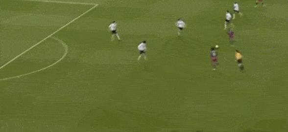 小罗c罗梅西贝克汉姆,c罗和小罗唯一一次比赛