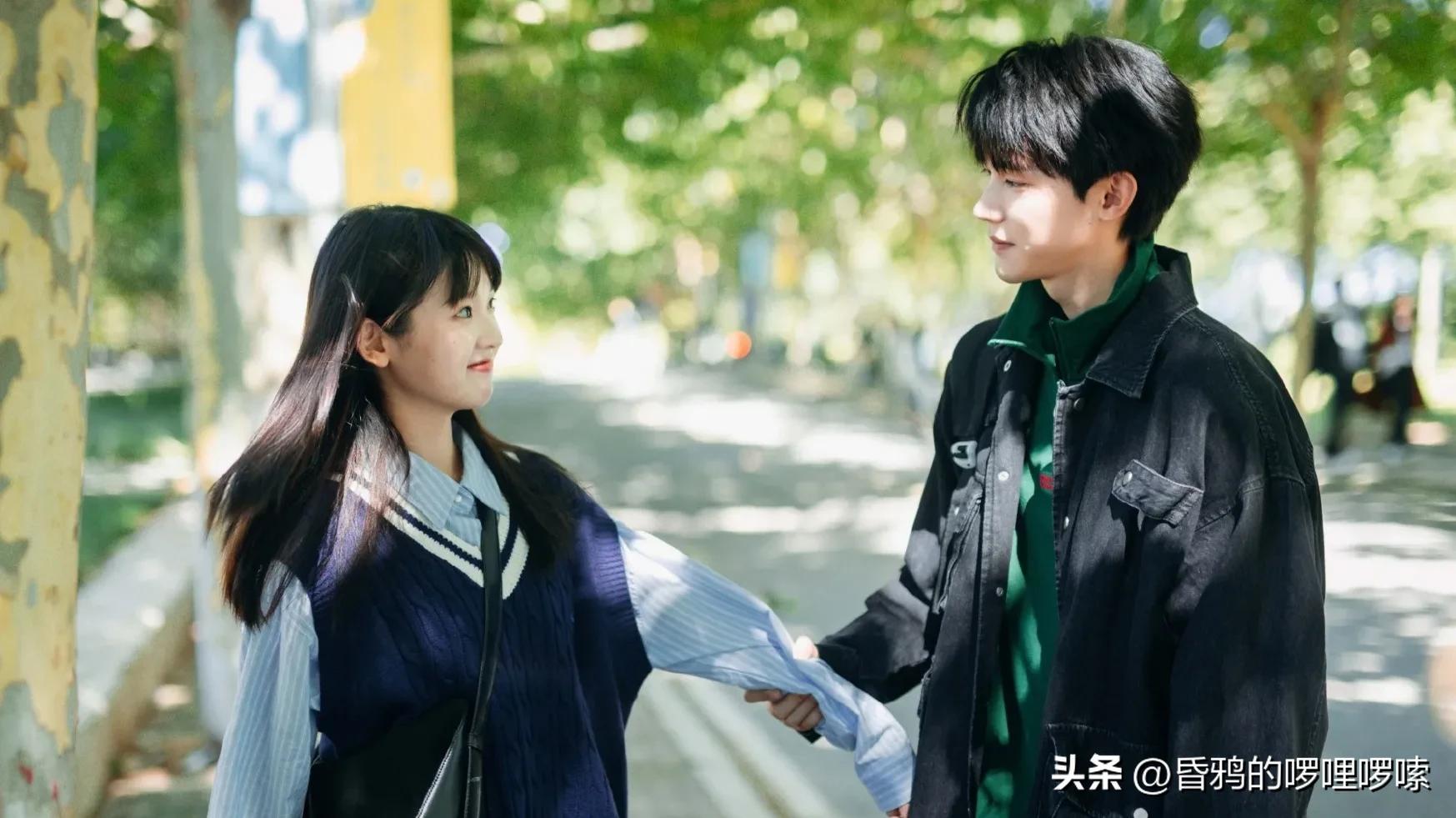 柯基混剪当我飞奔向你青春校园剧,当我飞奔向你开头独白青春校园