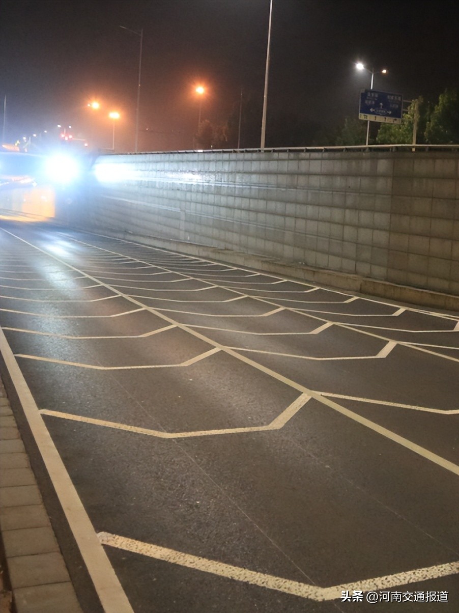 最新交通标志标线大全及解释,一图读懂道路交通标志和标线