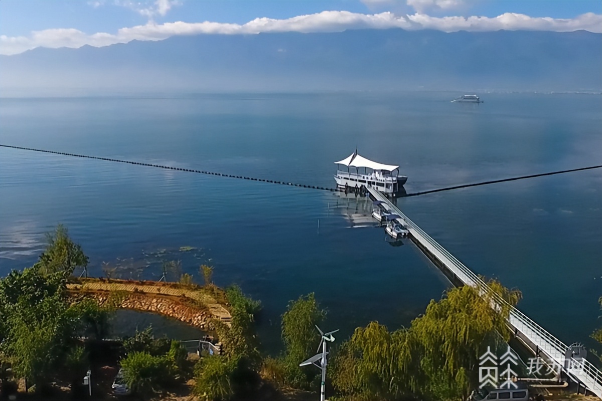 「十年弄潮江海声·夺冠」蓝藻治理的定湖神器