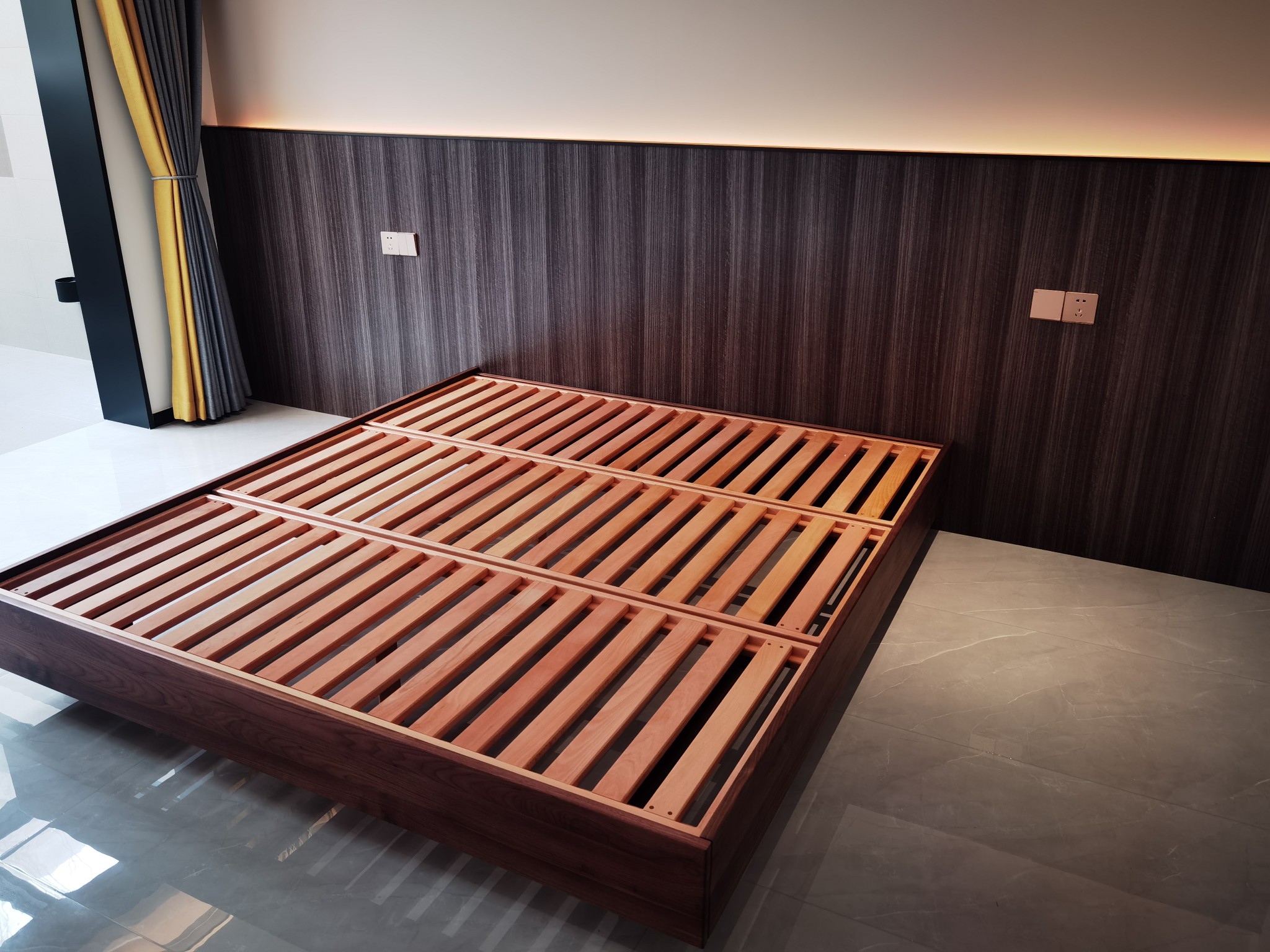 房屋装修低成本简单大气,高大上的卧室装修更省钱