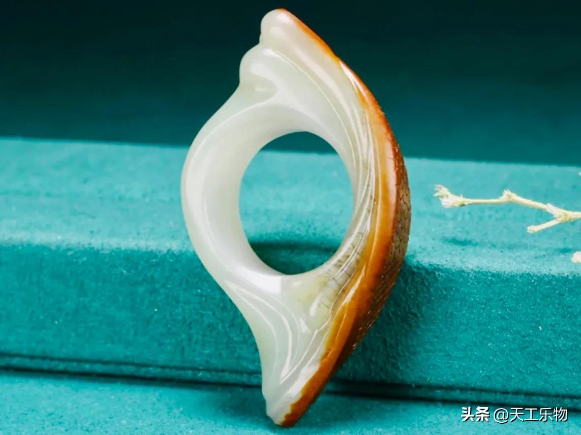 红皮红肉和田玉,红皮白肉和田玉籽料老料