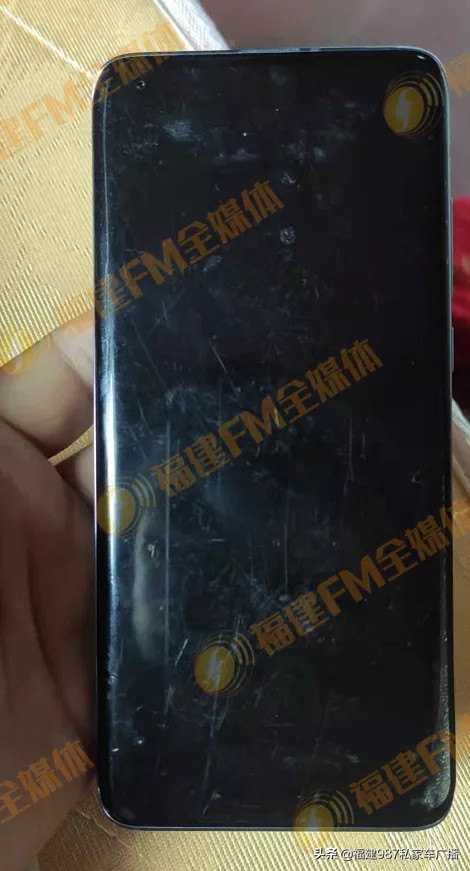 福州冯先生京东买手机，维修时竟发现是一台“黑机”
