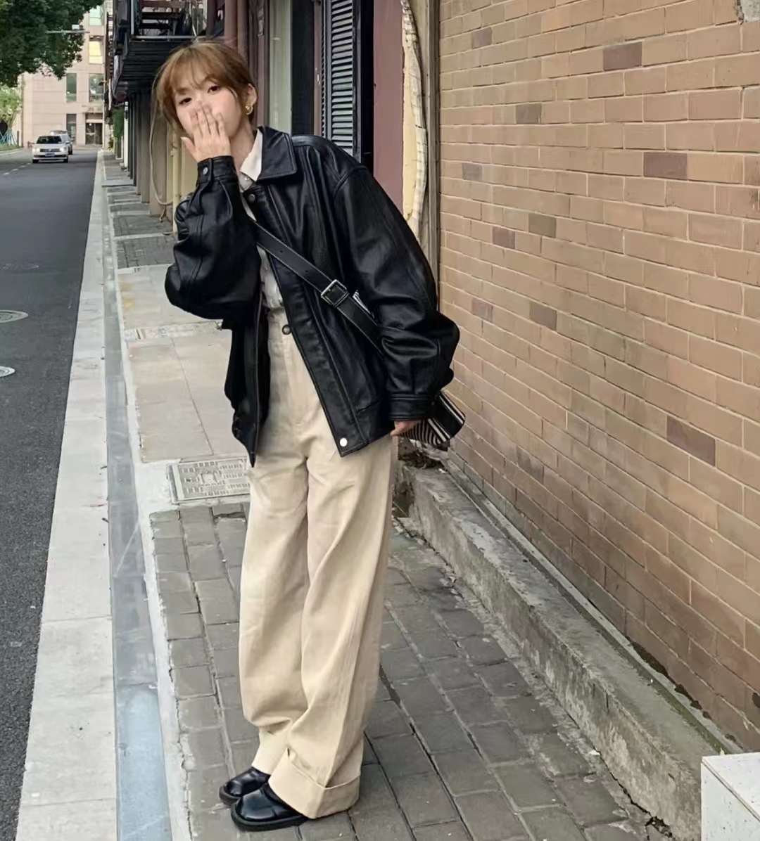 秋冬黑色宽松皮衣两件套,40-50岁洋气皮衣套装