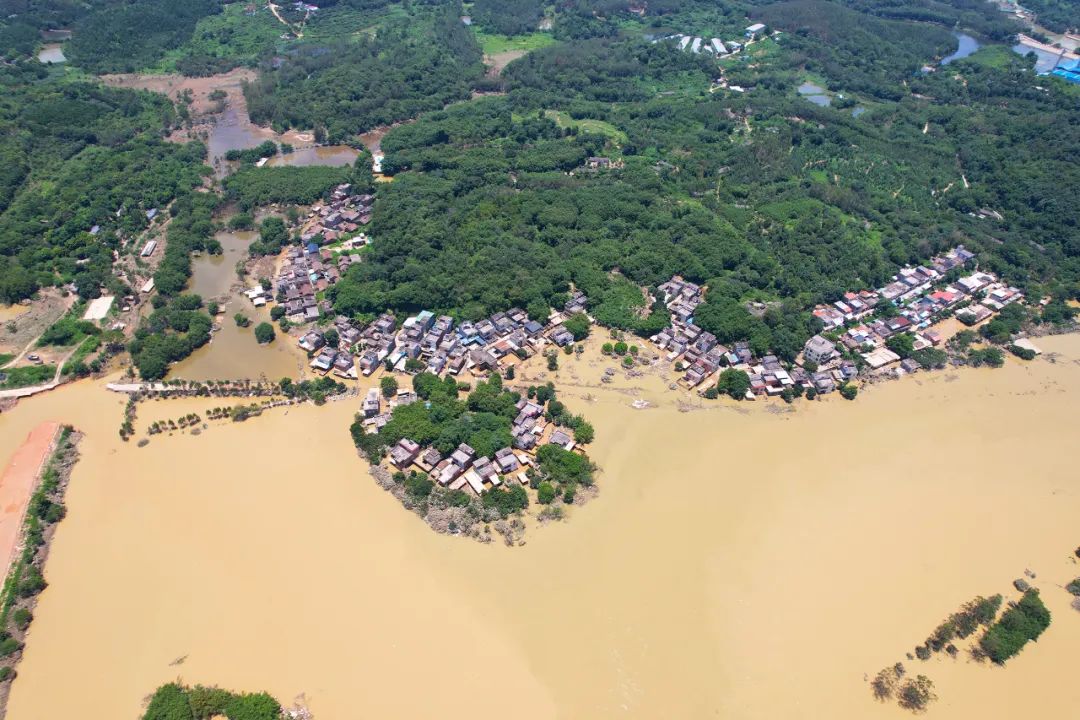 清远市江口洪水视频,清远市洪水最严重的一年