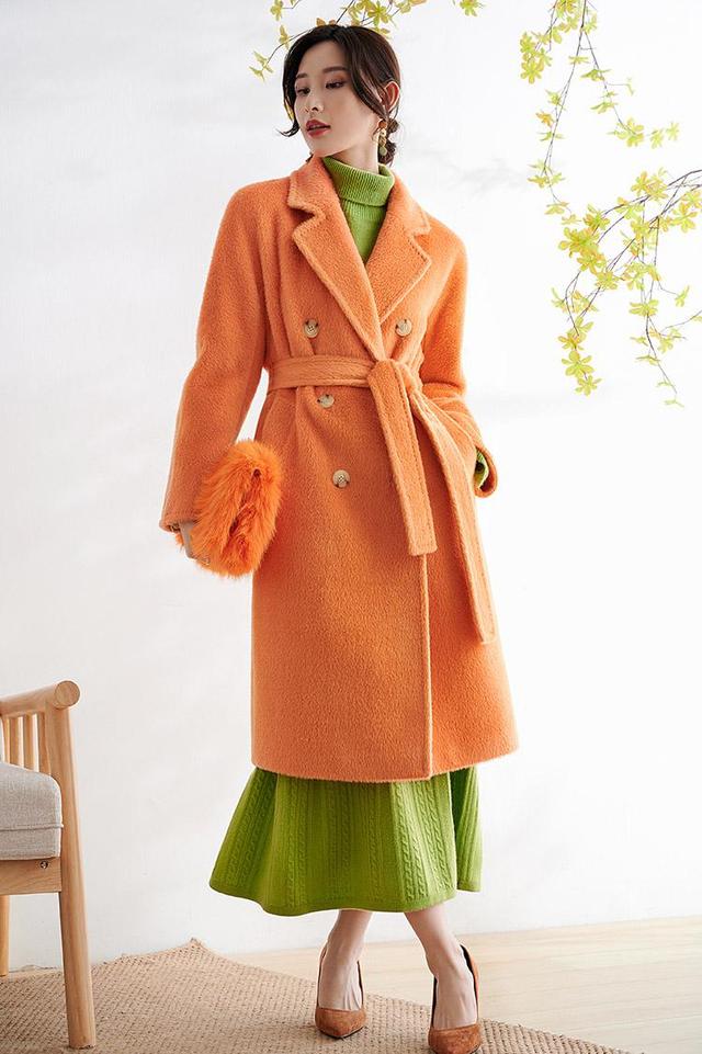 穿衣搭配如何凸显自己的身材,穿衣搭配小技巧中年人