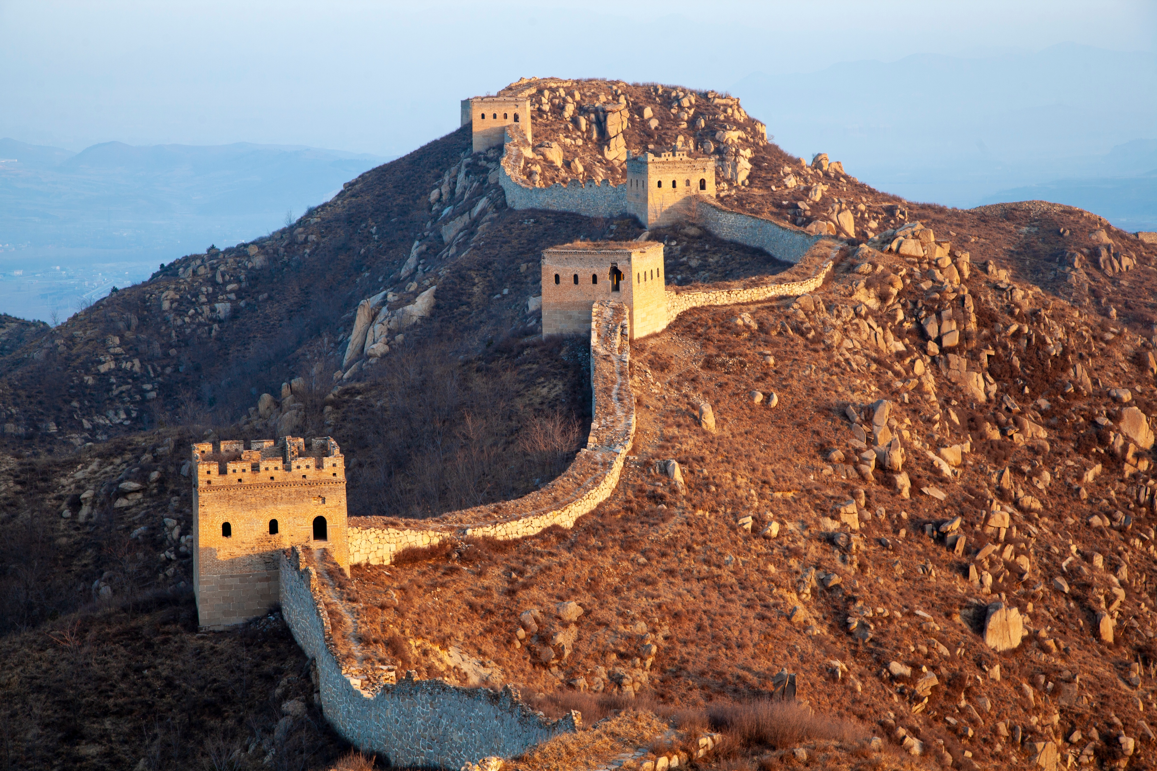 从股价看黄金价格,这几年黄金的涨跌走势