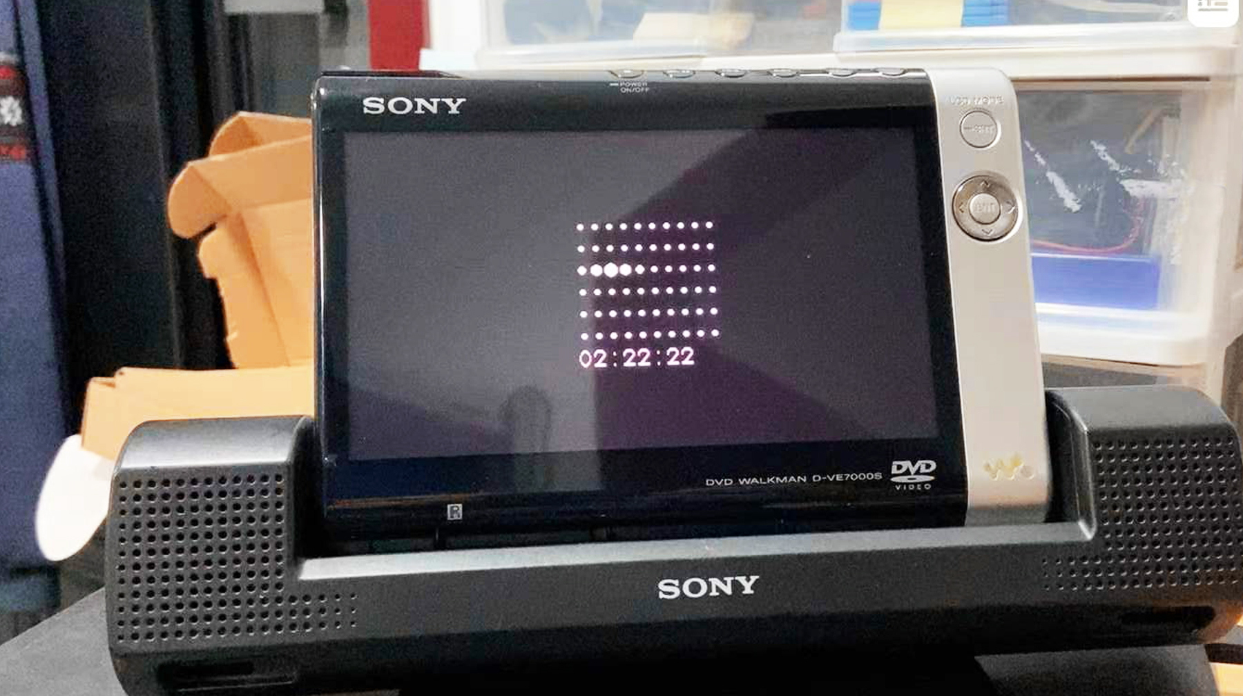 外观像mp4的手机,特别像mp4的手机