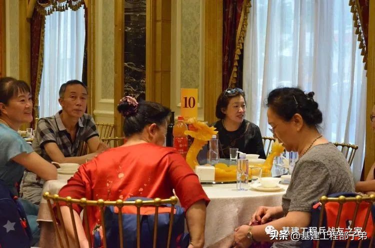 庆八一慰问退役老兵,庆八一老兵视频