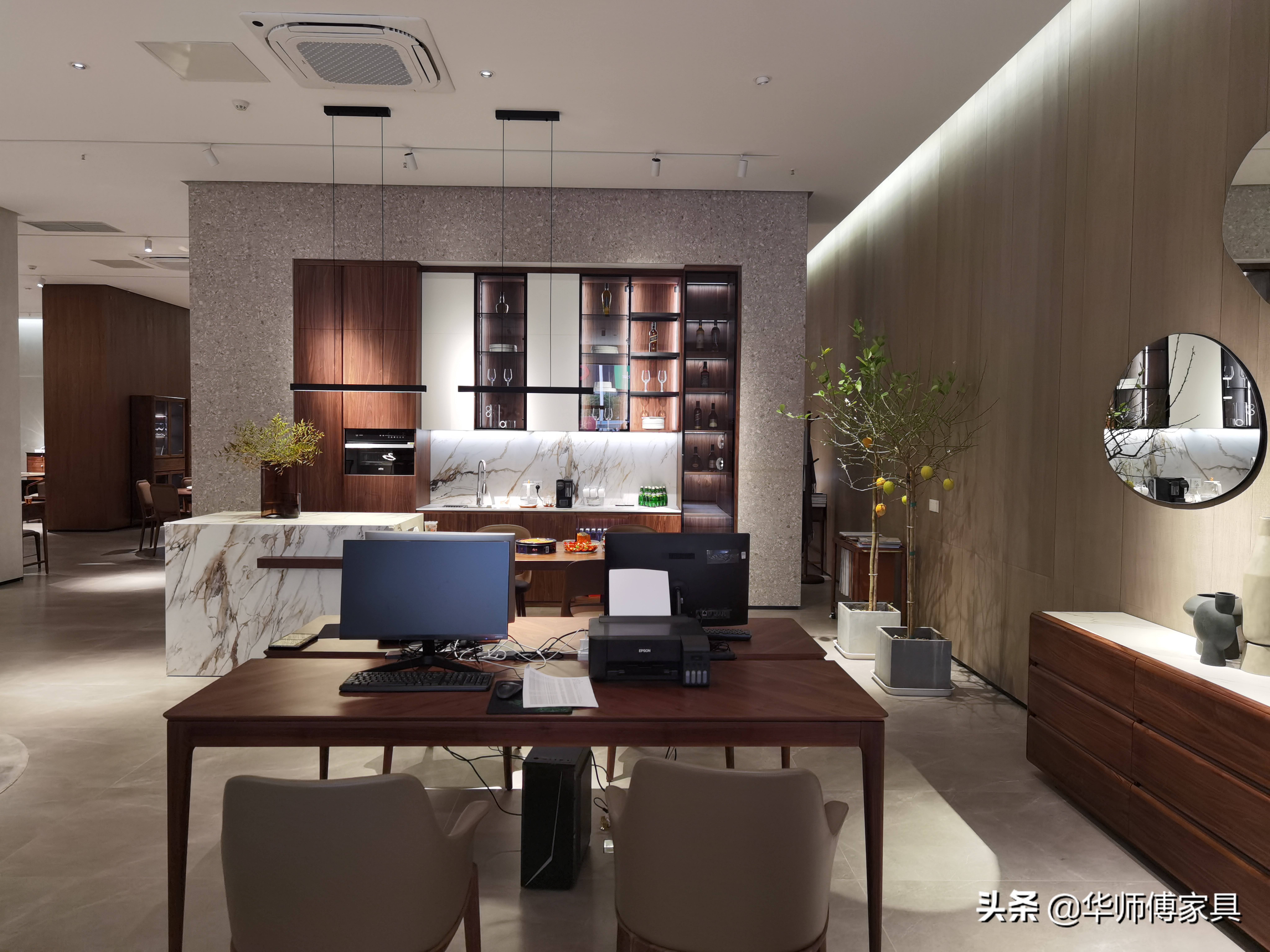 华师傅家具中式,华师傅家居广州