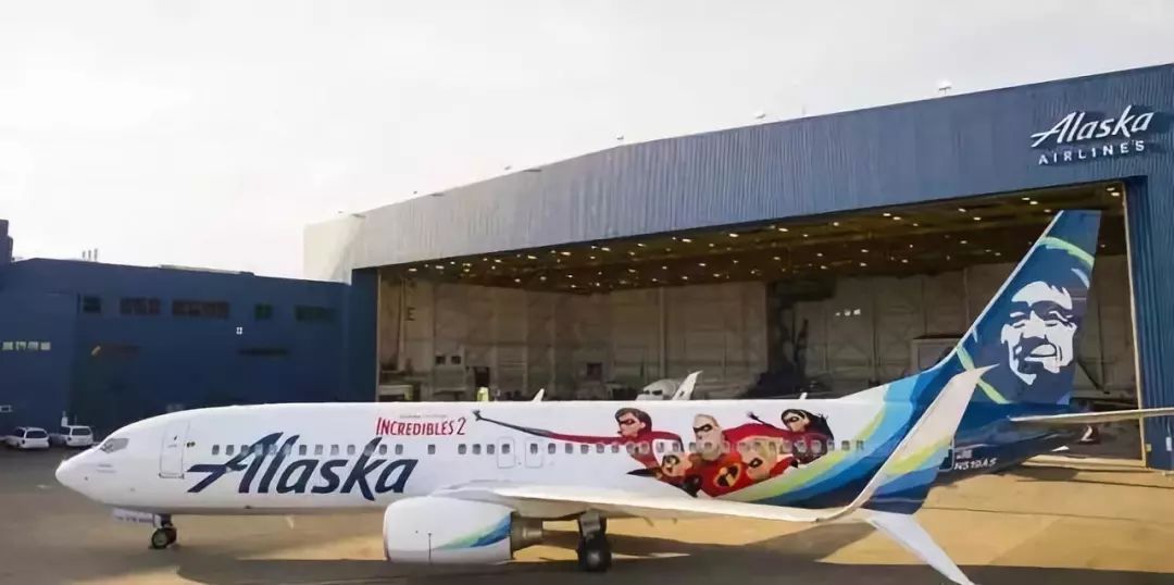 波音737一架5亿元，在它的使用寿命内能回本吗？不只机票能赚钱