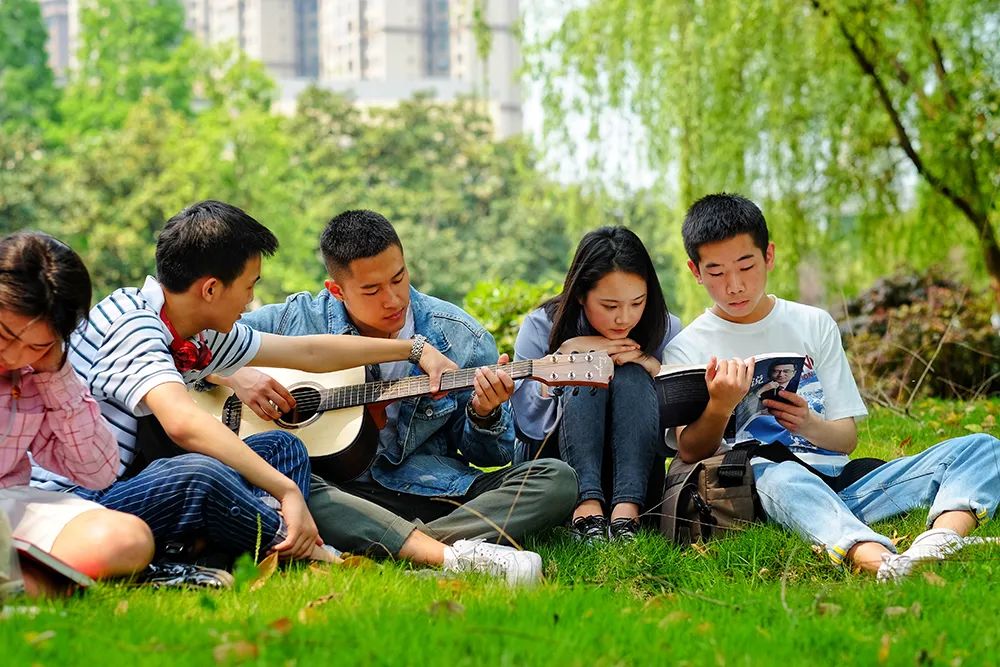 隶属国家电网的国家示范高职院校，百年底蕴，实力强劲，牛人辈出