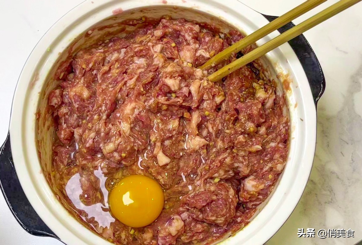 饺子馅怎么调好吃要保持原味,调素饺子馅牢记三放三不放