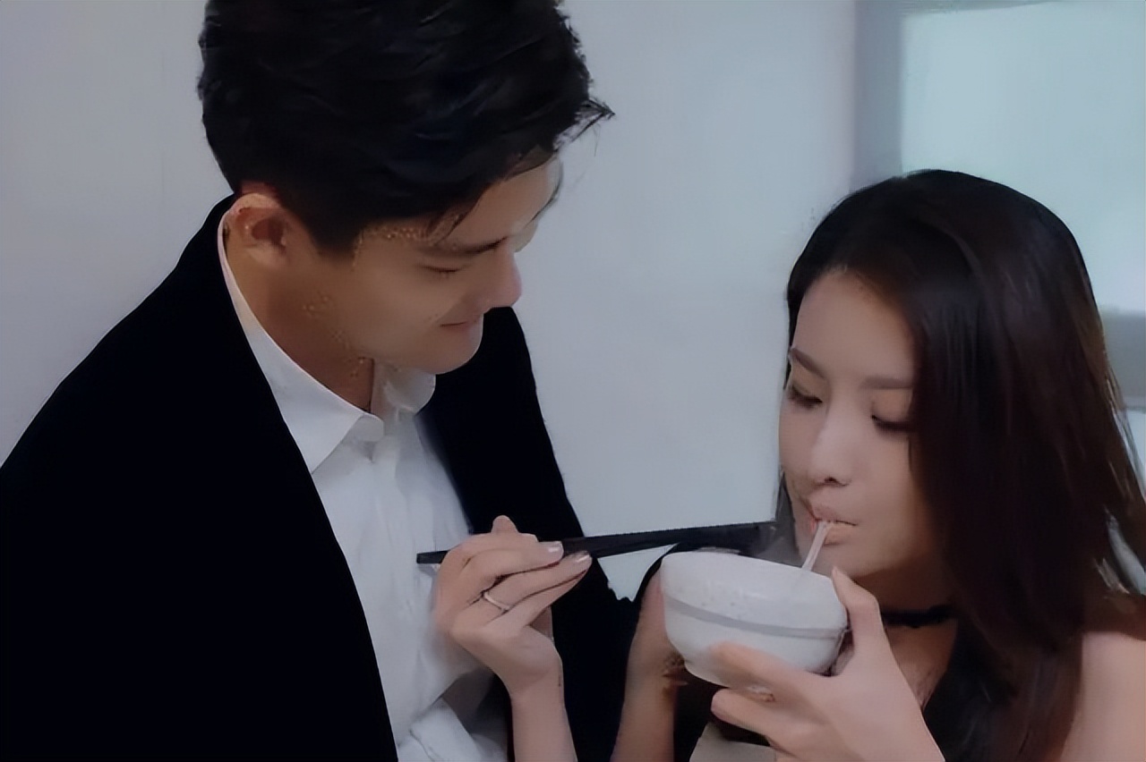 赵丽颖拍吻戏什么表现,赵丽颖拍吻戏会怎么做