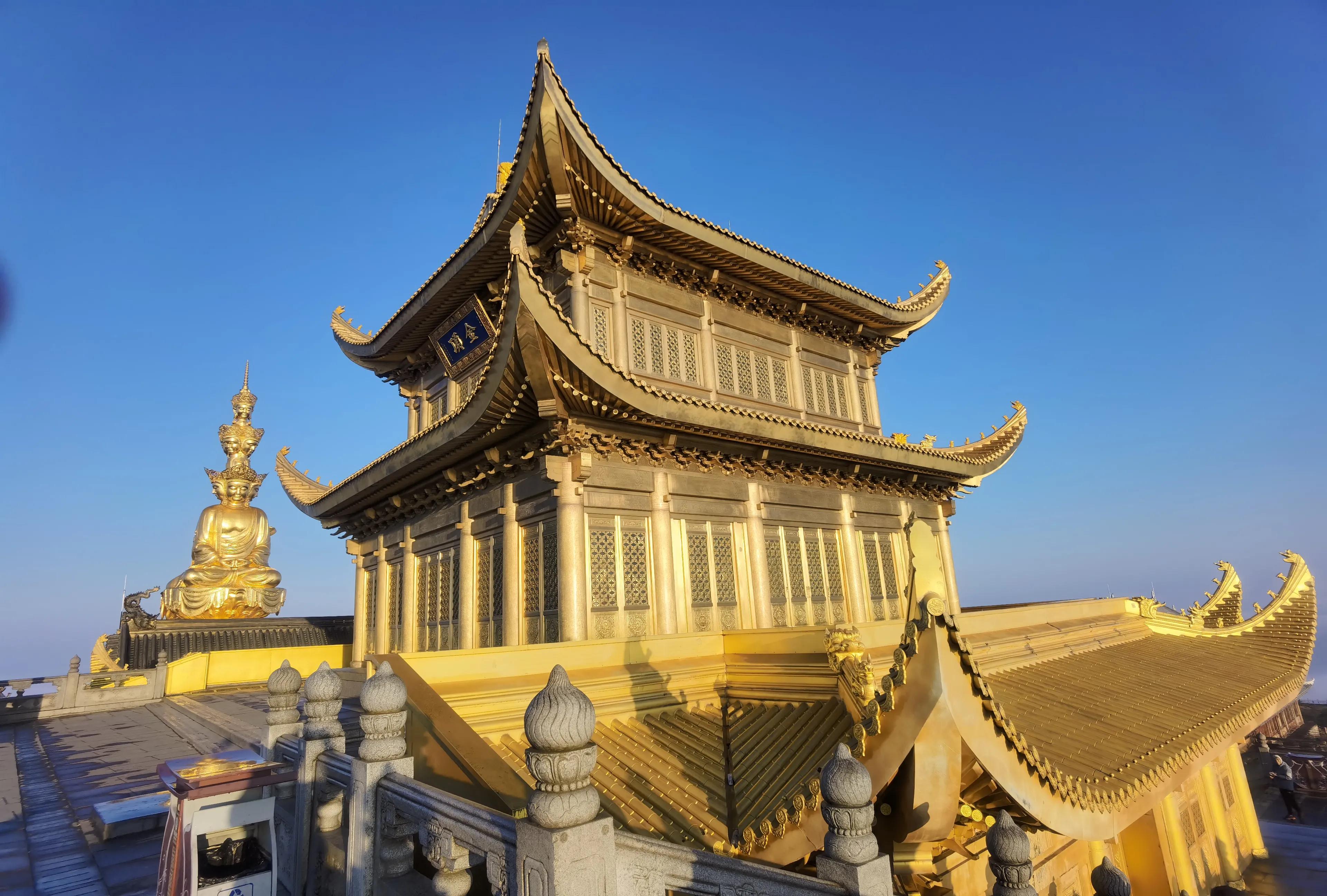 去峨眉山金顶看日出攻略,看峨眉山金顶日出攻略