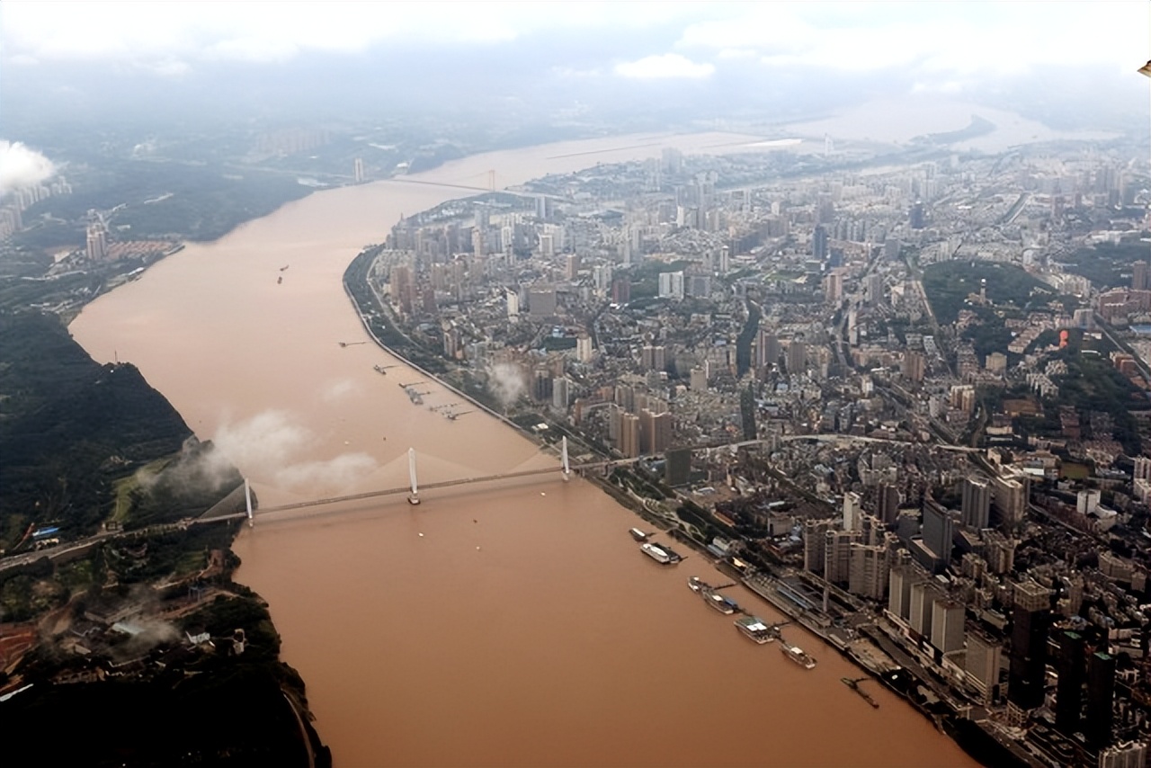 三峡的水位猛降怎么回事,三峡水位上涨至多少