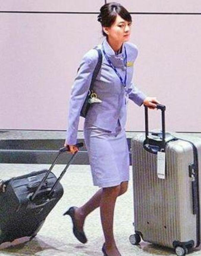 “最美婉君”与丈夫恋爱10年，生一双儿女，今58岁的她怎样了？