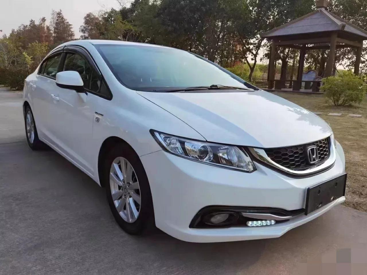 十代思域年轻人的象征 (十代思域手动挡评测)