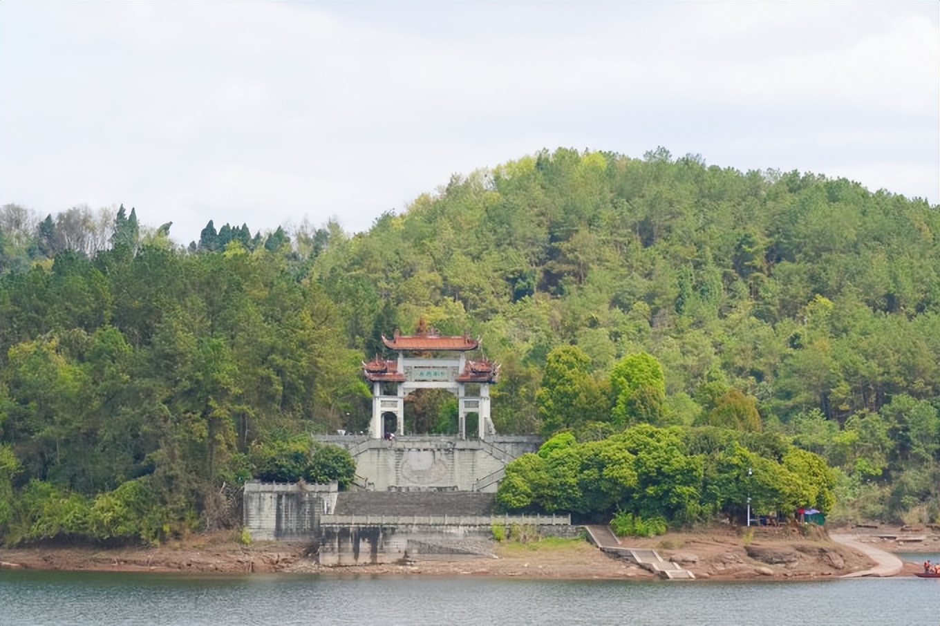 成都周边古镇一日游推荐秋冬季,成都1-2天短途旅游推荐古镇