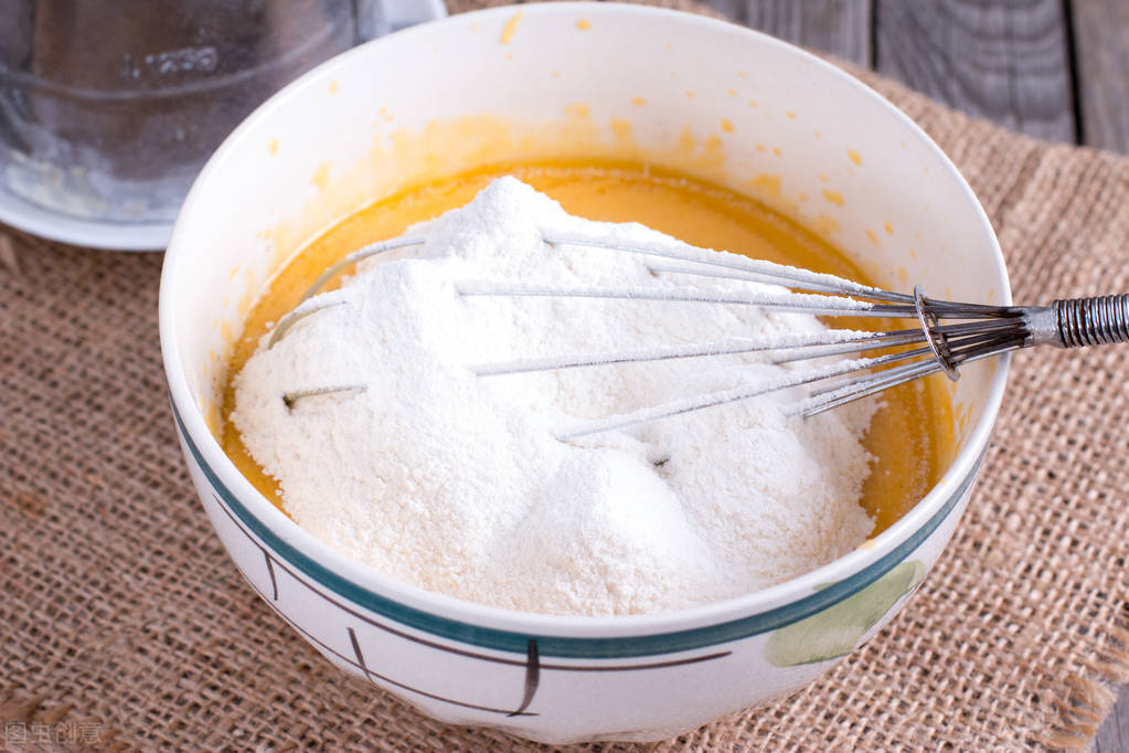 焦香软糯米粉做法,纯糯米粉最简单的吃法没有糖