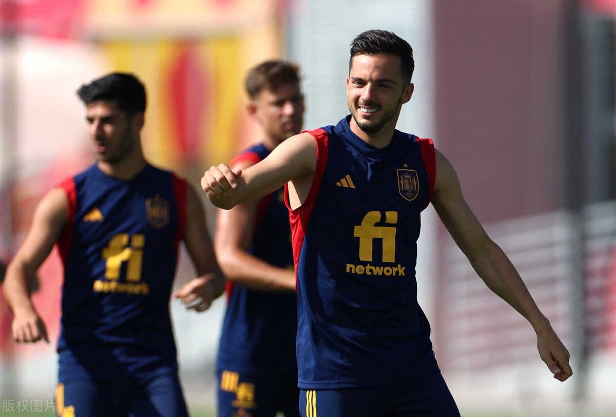 决战！世界杯E.F组生死对决，德国队已经穷途末路