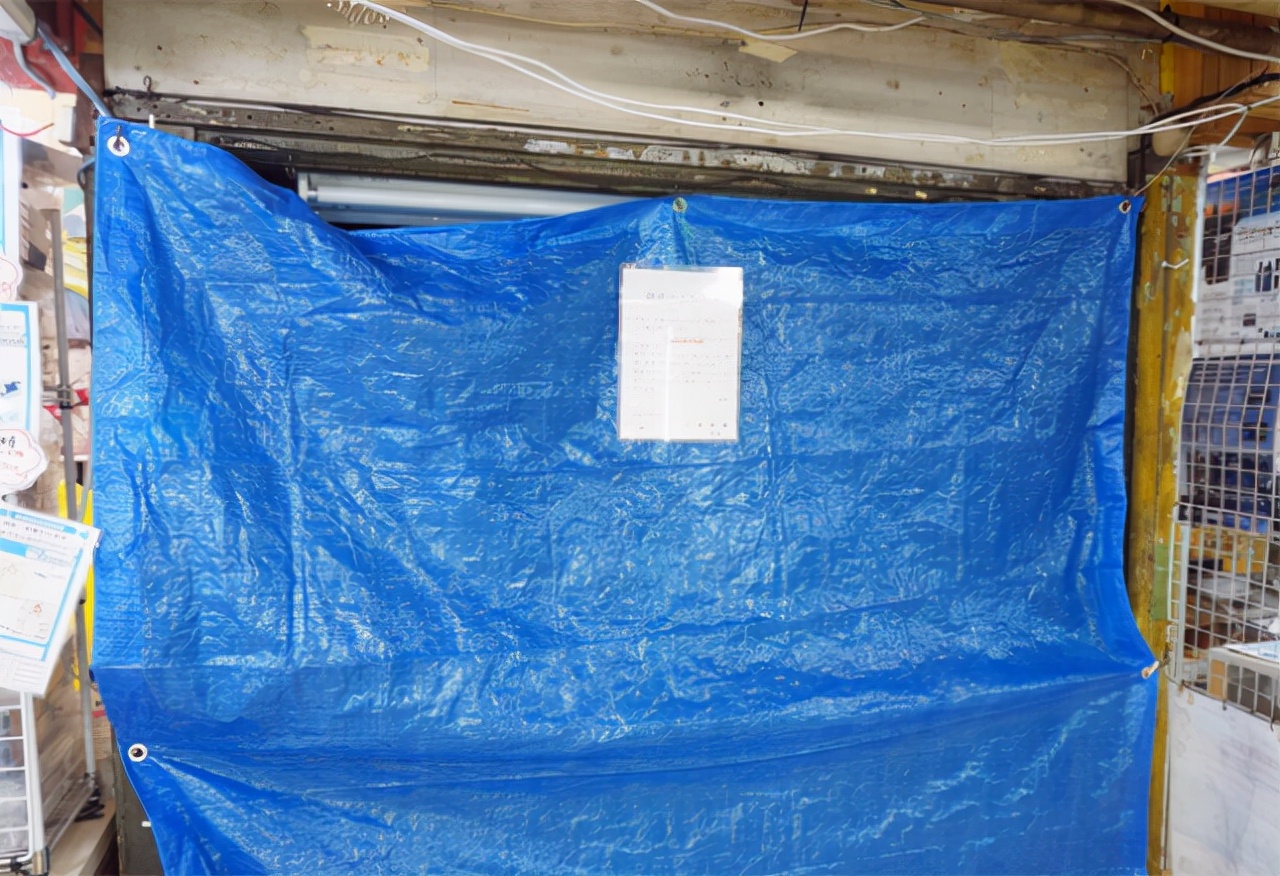 老奶奶经营64年的秋叶原无线商店关闭，十年用不坏经典耳机遭疯抢