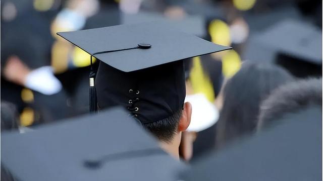 博士11天捐5次精子猝死,博士11天捐5次精子死亡索赔500万