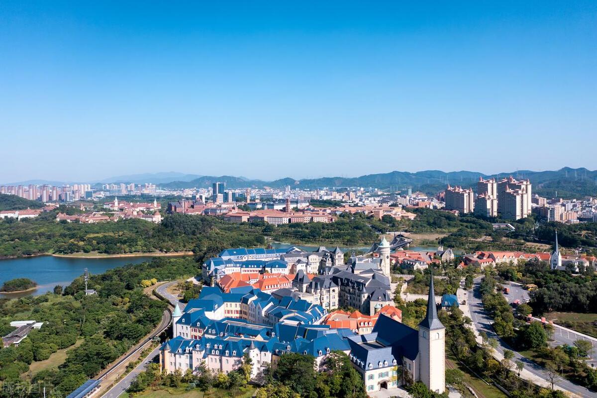 中国最牛打工妹逆袭成580亿女富豪,30岁打工妹的逆袭之路