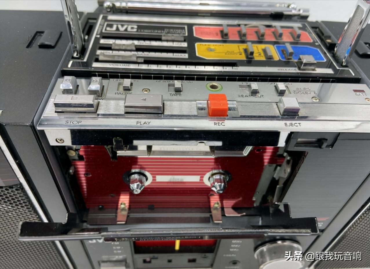 jvc音箱10寸喇叭功率多大,jvc话筒音响