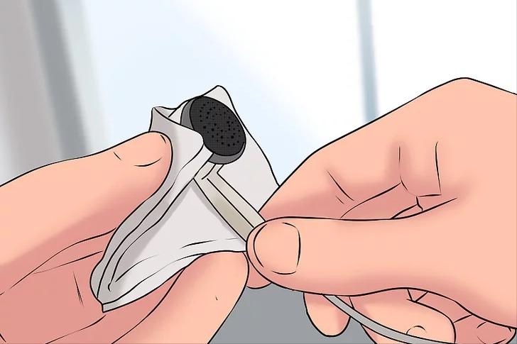 你知道你的耳机有多脏吗,好久不清理的耳机有多脏