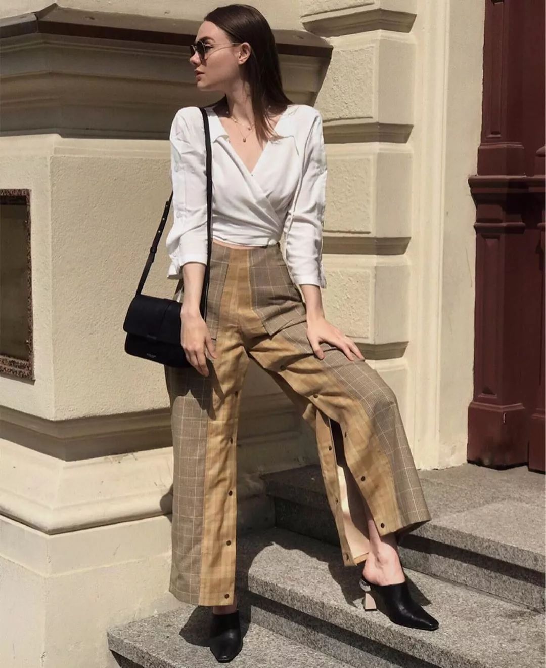 白衬衫怎么穿不脏,白衬衫怎么穿好看又干净