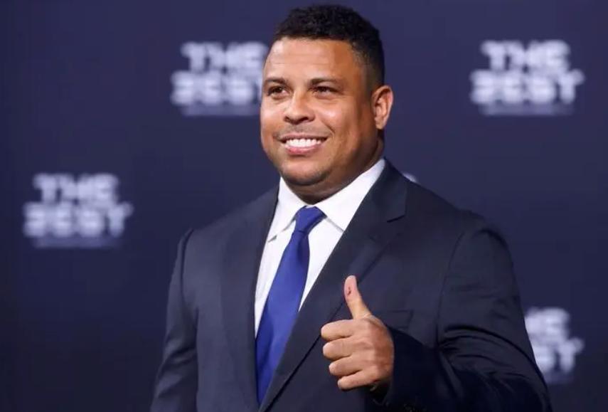 外星人罗纳尔多踢的世界杯的首发,外星人罗纳尔多巴塞罗那