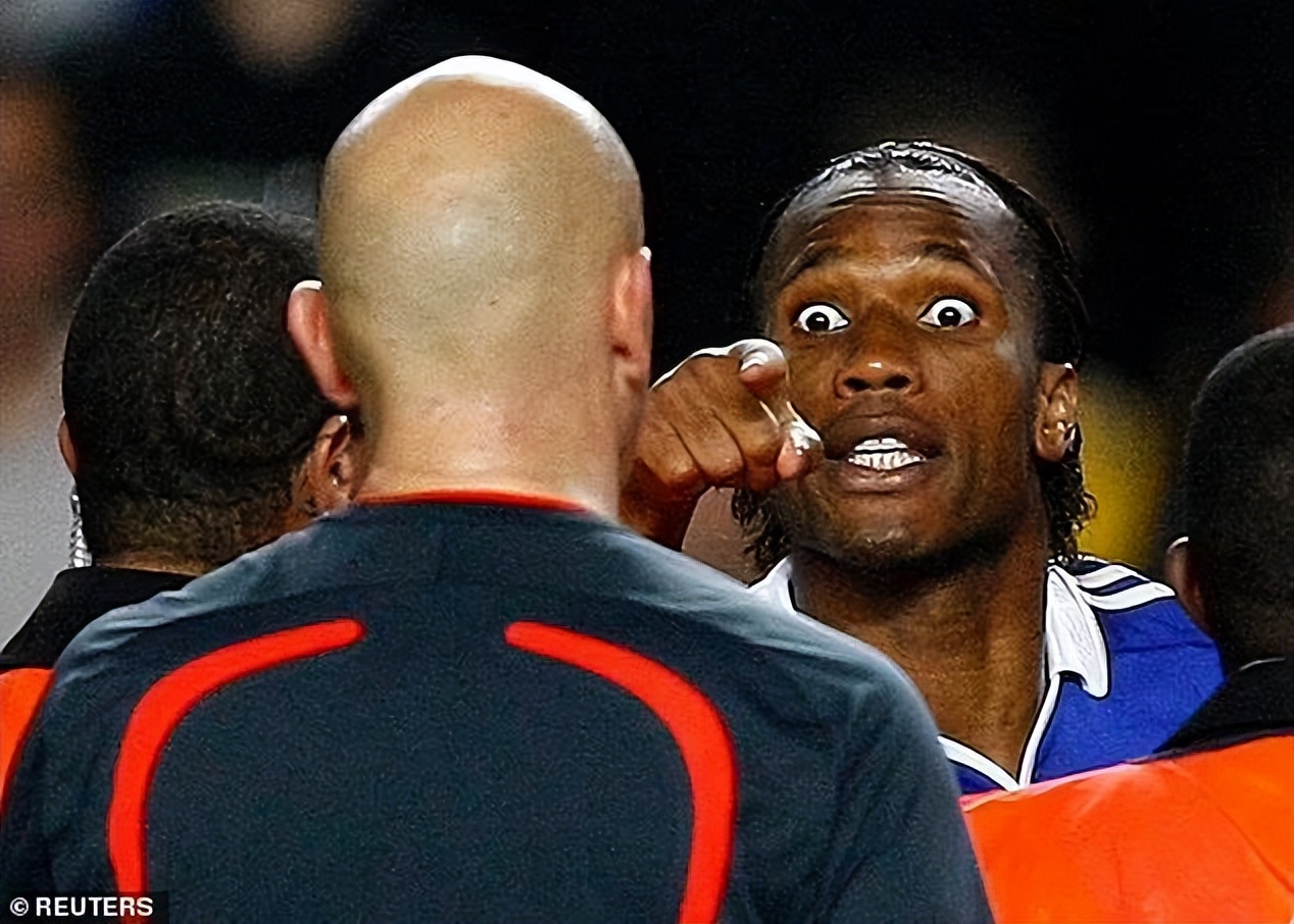 黑哨被实锤视频,黑哨被揭穿