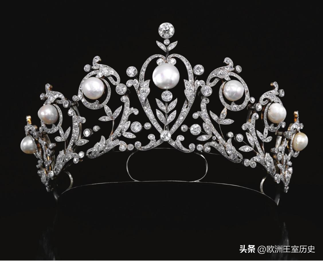 带你看遍世界顶级珠宝,珠宝篇带你云看贵族们的钻石王冠