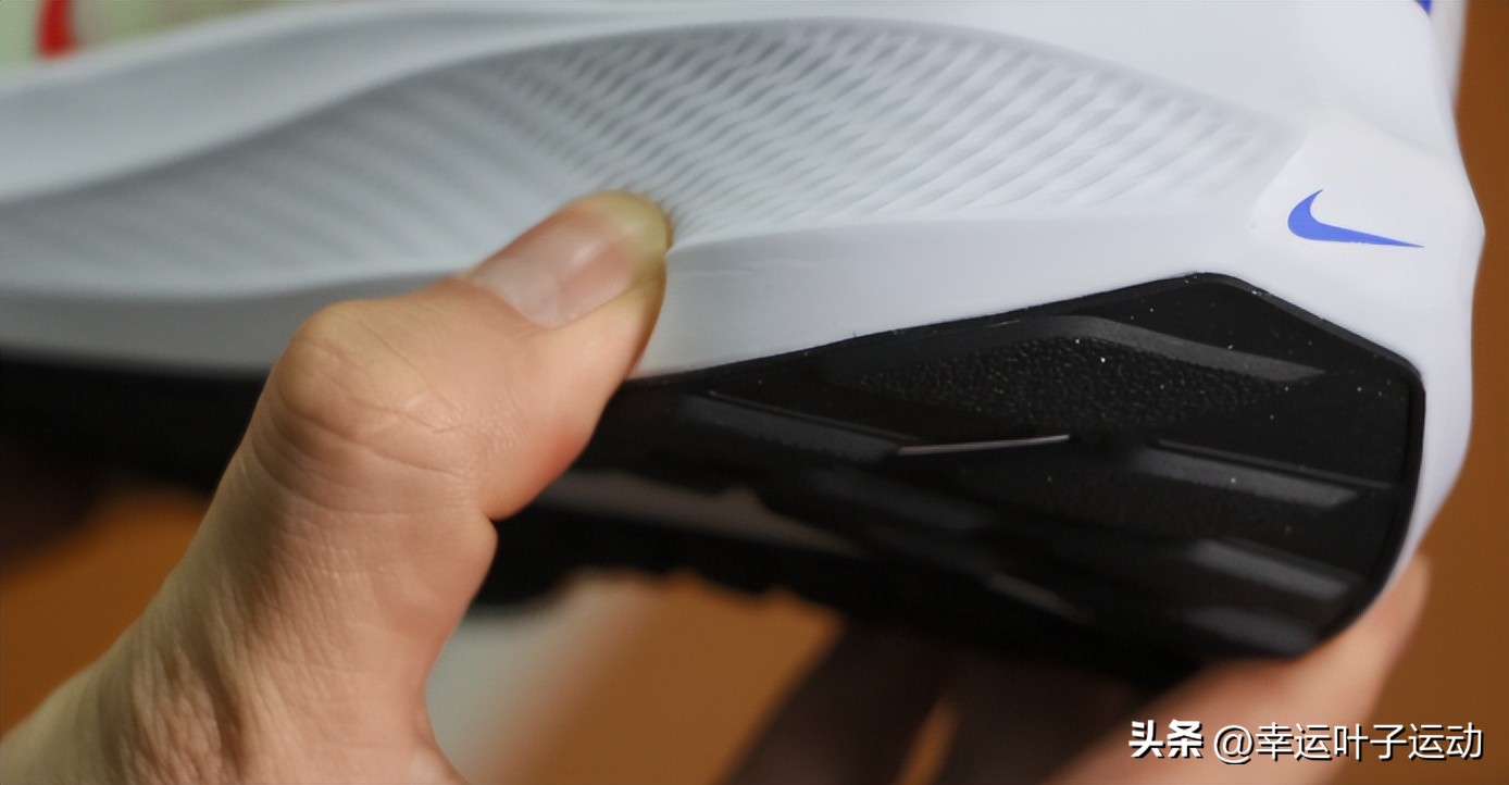 能穿一两年的跑鞋有哪些,有的人觉得一双鞋好穿