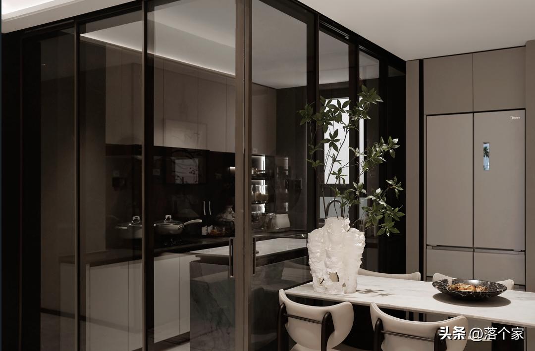 地铁300米！倒挂超2万/㎡！虹桥“沸点红盘”，9号取证，11号认购